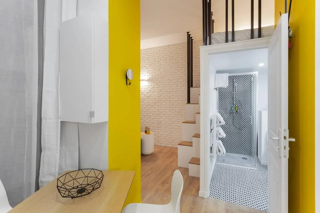 Chic Saint-Germain-Des-Pres Studio For 4 - Prime Location Paris Lejlighed