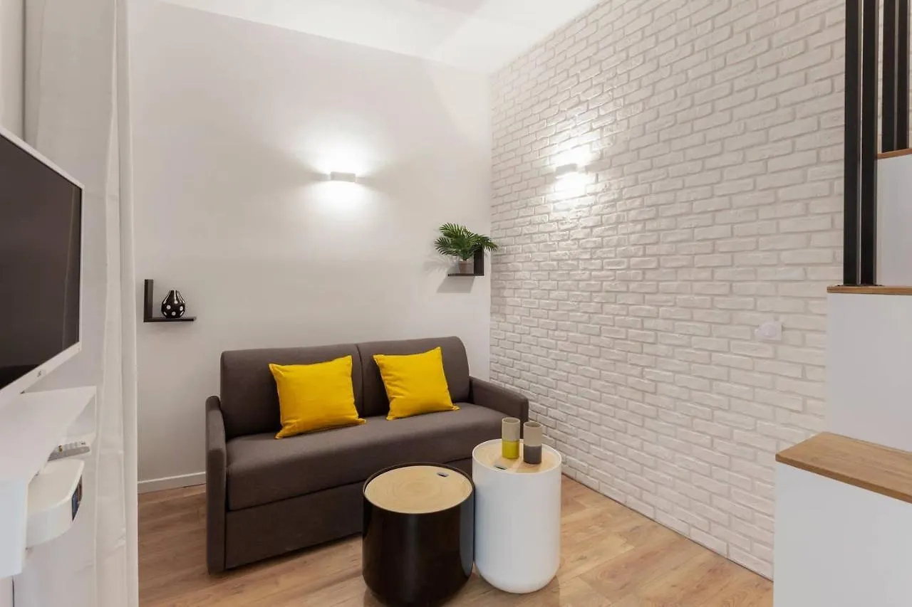Chic Saint-Germain-Des-Pres Studio For 4 - Prime Location Paris