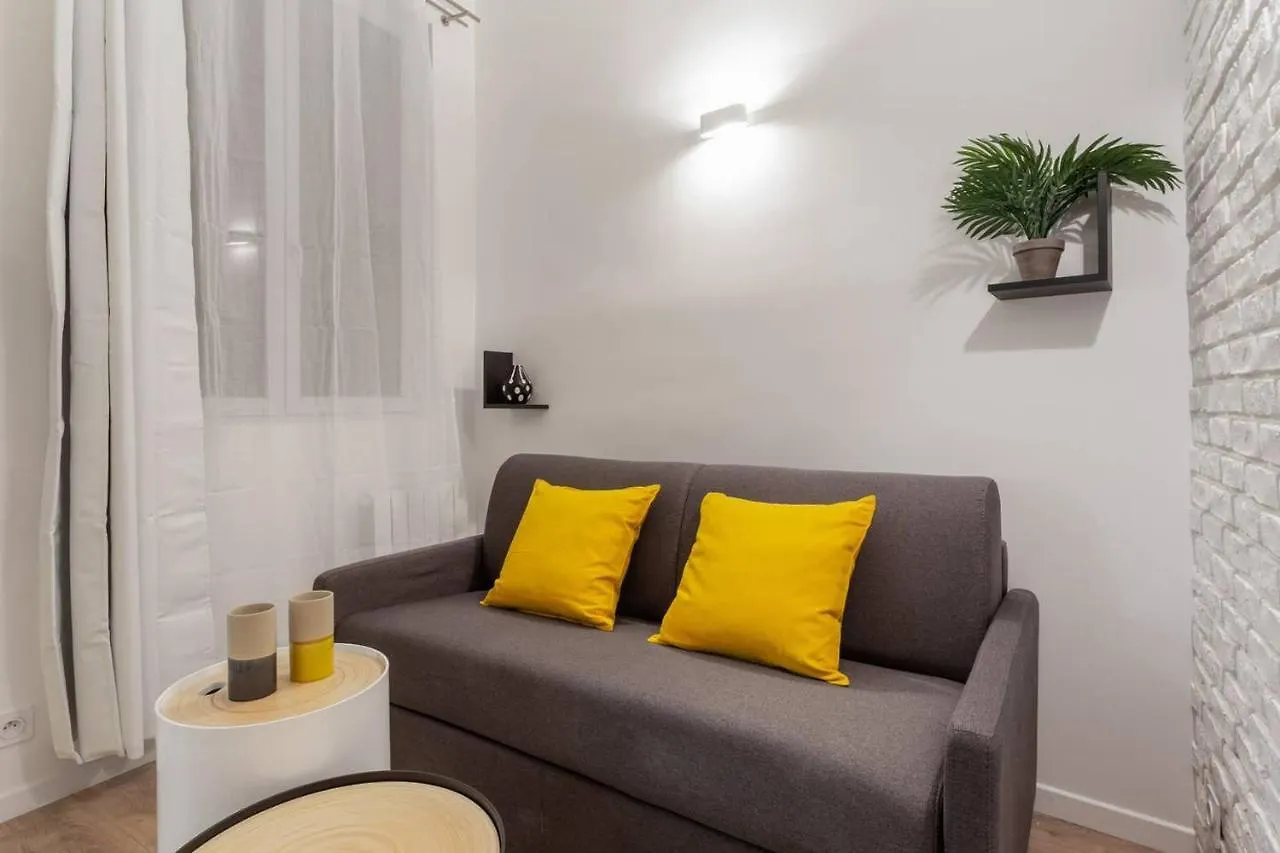 Chic Saint-Germain-Des-Pres Studio For 4 - Prime Location Paris Lejlighed